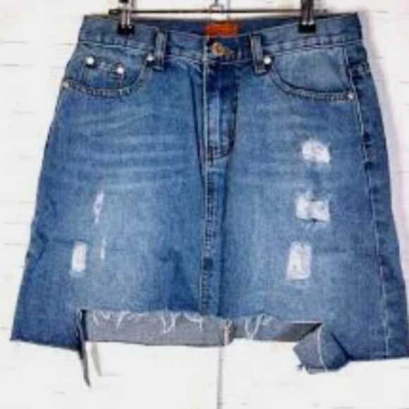 #39 POL DISTRESSED DENIM SKIRT - Picture 1 of 1